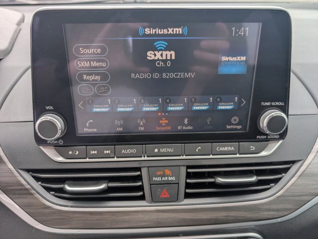 Used 2025 Nissan Altima 2.5 SV AWD/4WD image 13
