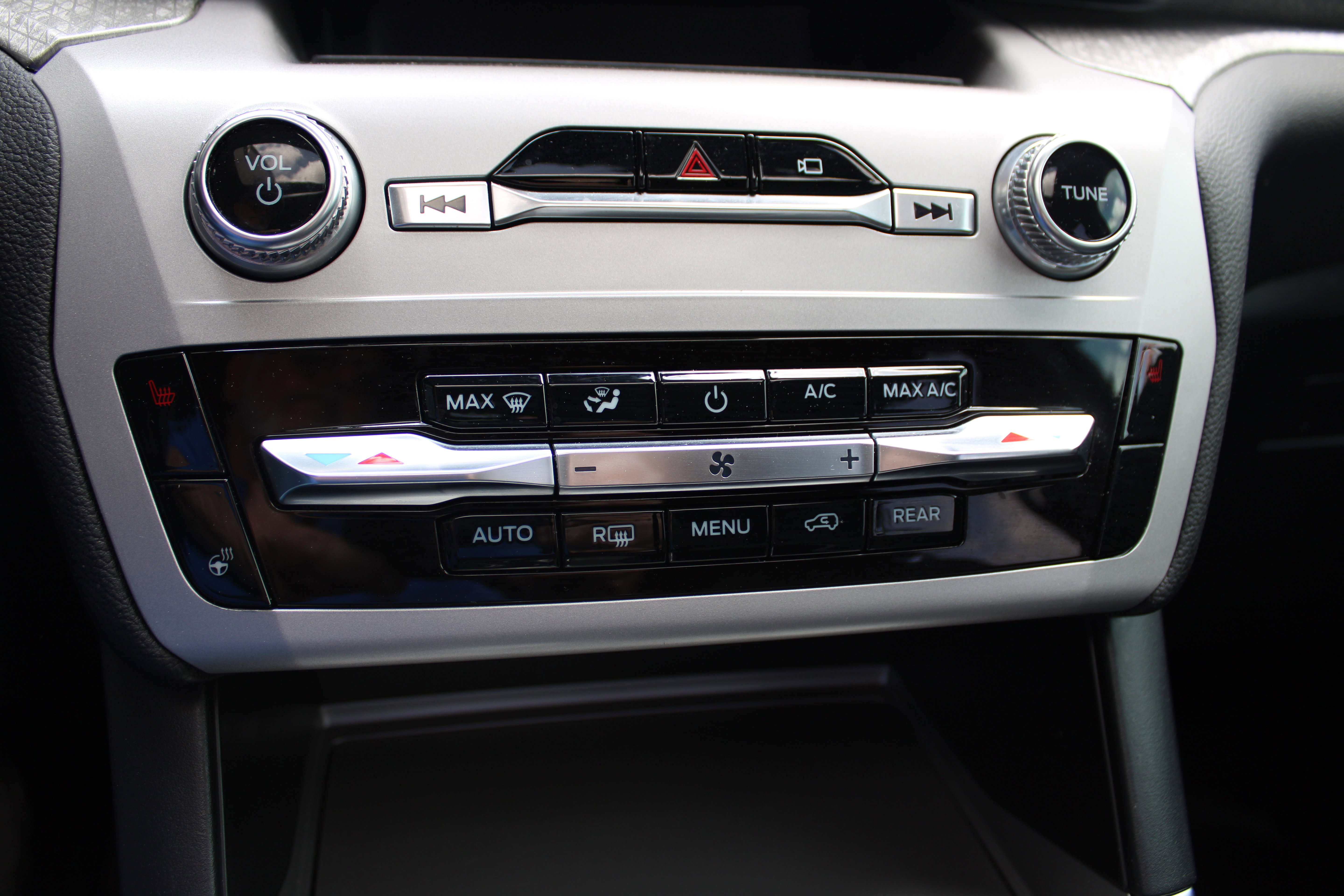 Certified 2023 Ford Explorer Timberline w/ Timberline Technology Package image 23