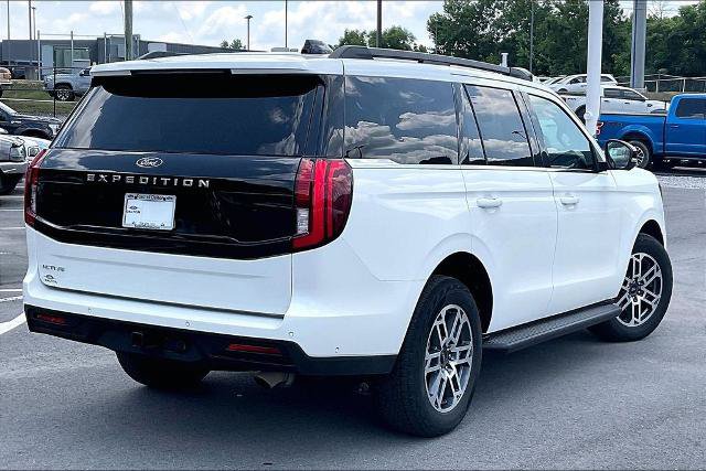 Certified 2025 Ford Expedition Active AWD/4WD image 13