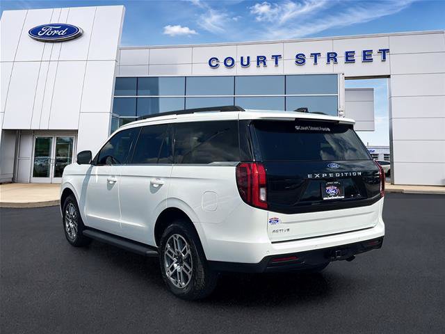 Certified 2026 Ford Expedition Active AWD/4WD image 7