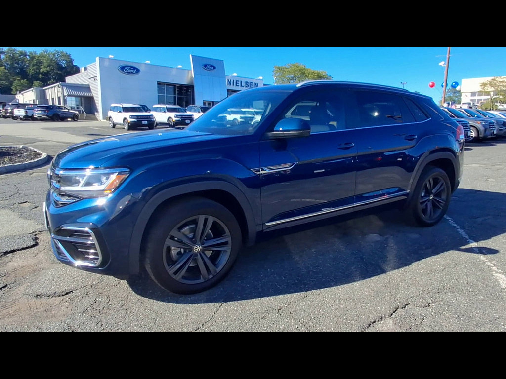 Used 2021 Volkswagen Atlas Cross Sport SE w/ Panoramic Sunroof Package AWD/4WD image 4