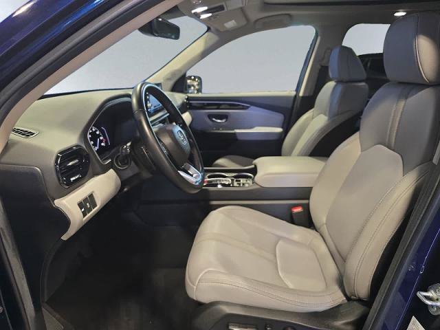 Used 2025 Honda Pilot Touring image 7
