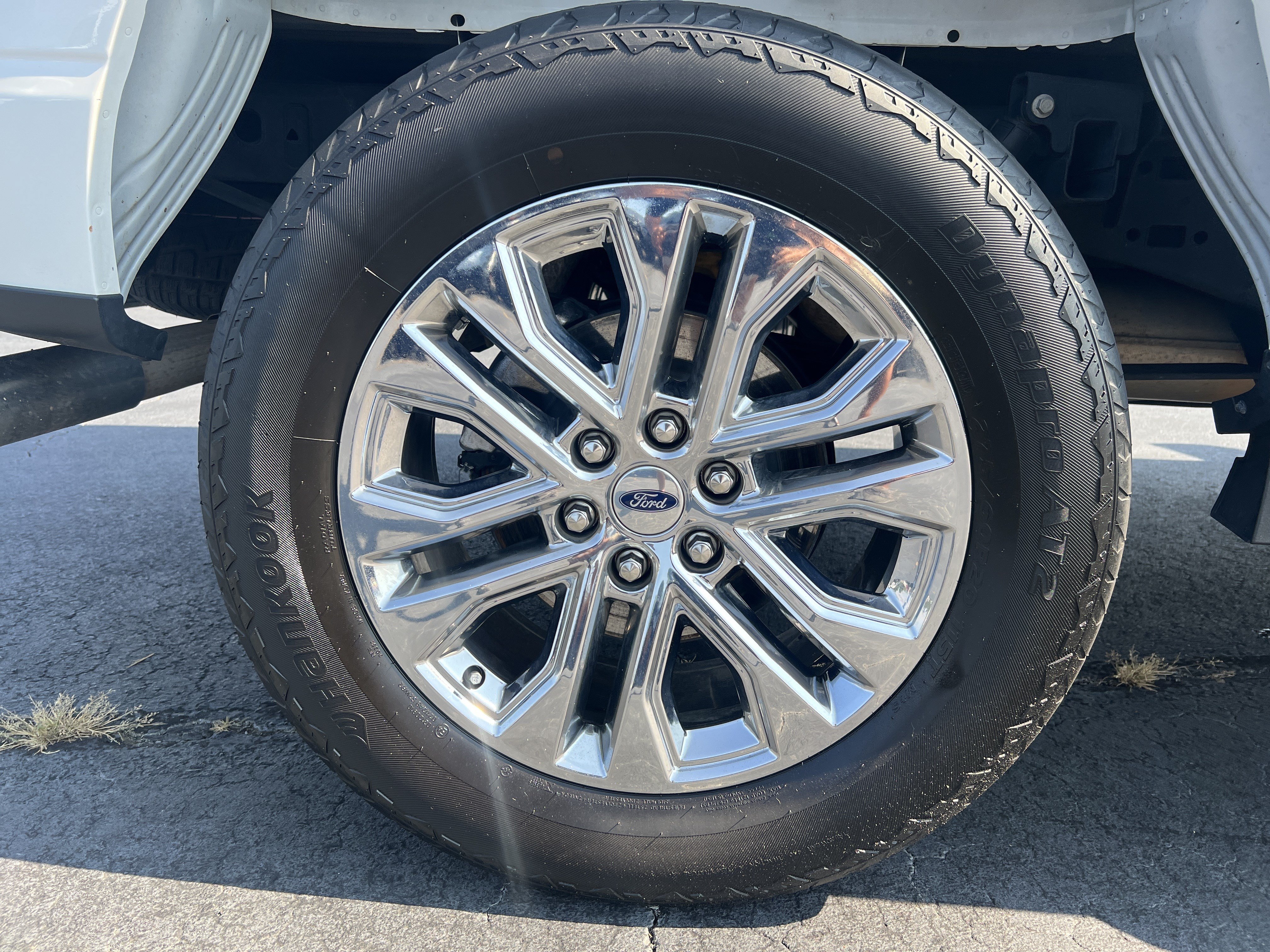Certified 2024 Ford F150 Lariat w/ FX4 Off-Road Package AWD/4WD image 17