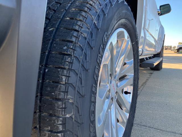 Used 2018 GMC Canyon SLT w/ Driver Alert Package AWD/4WD image 11