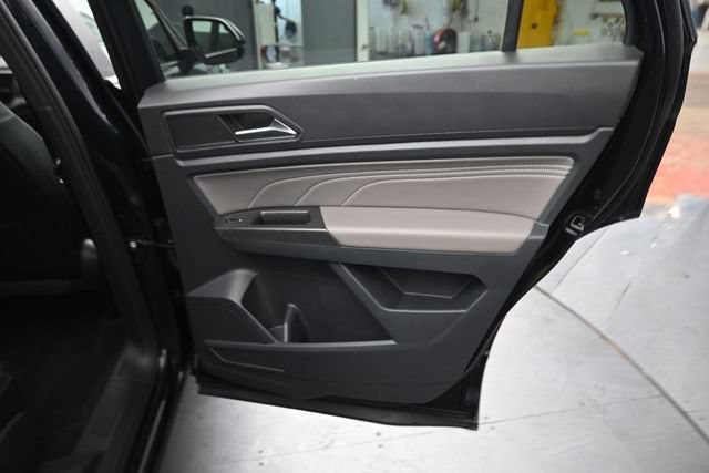 Used 2022 Volkswagen Atlas Cross Sport SE AWD/4WD image 27
