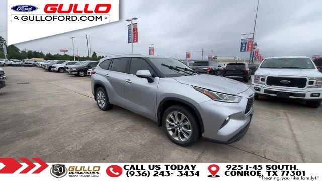 Used 2022 Toyota Highlander Limited FWD image 2