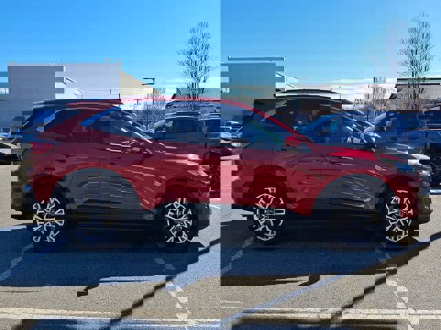 Certified 2022 Ford Escape SEL w/ Technology Package image 11