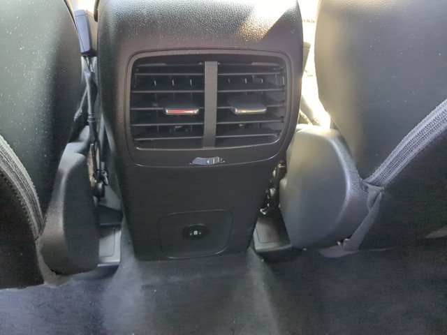 Certified 2024 Ford Escape ST-Line Select AWD/4WD image 25