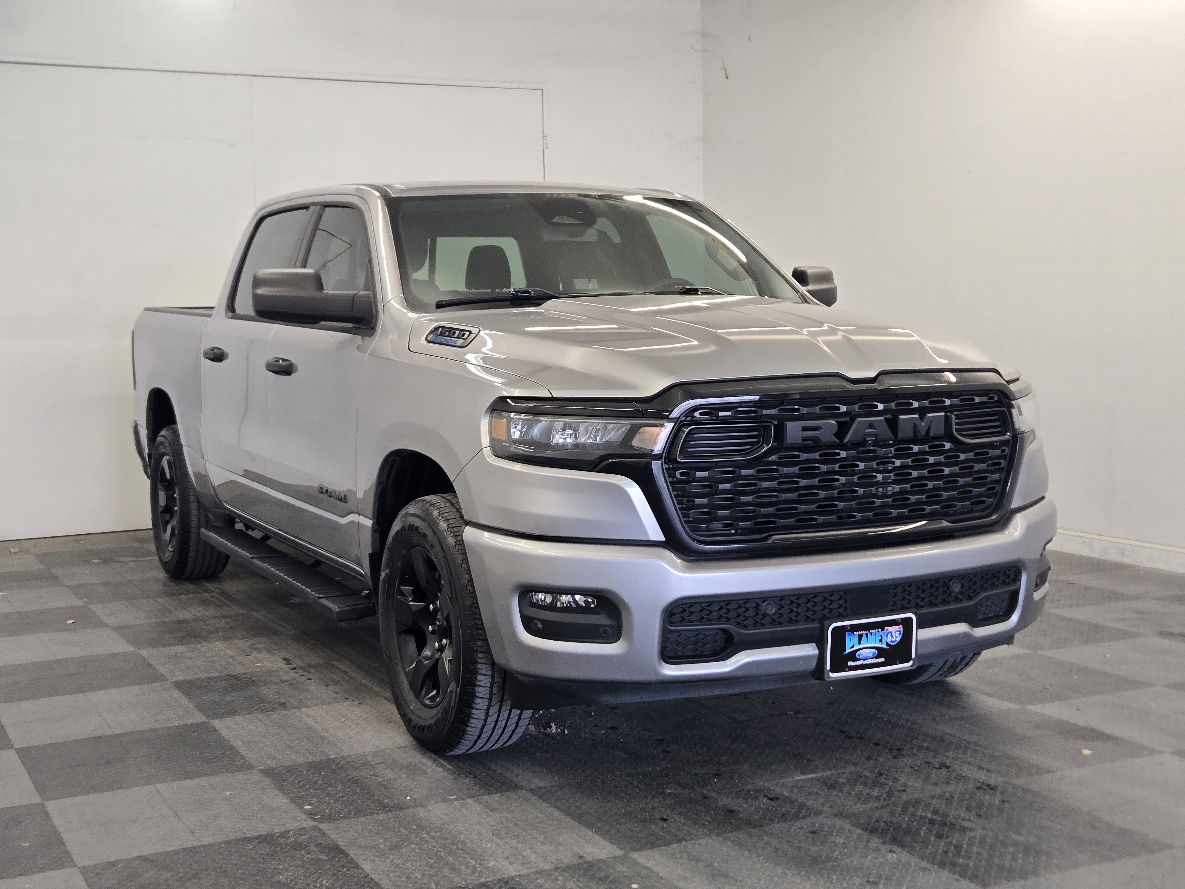 Used 2025 RAM 1500 Tradesman w/ Night Edition image 6