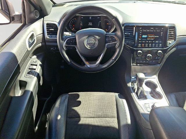 Used 2022 Jeep Grand Cherokee Laredo X AWD/4WD image 12
