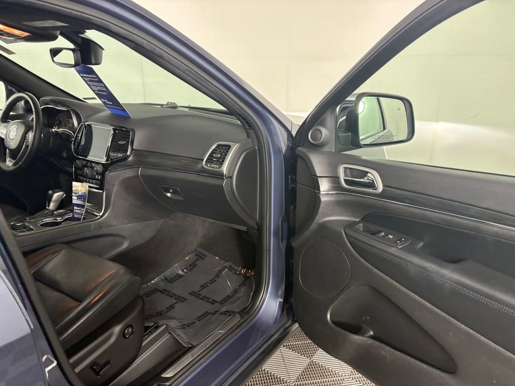 Used 2019 Jeep Grand Cherokee Limited w/ Luxury Group II image 34