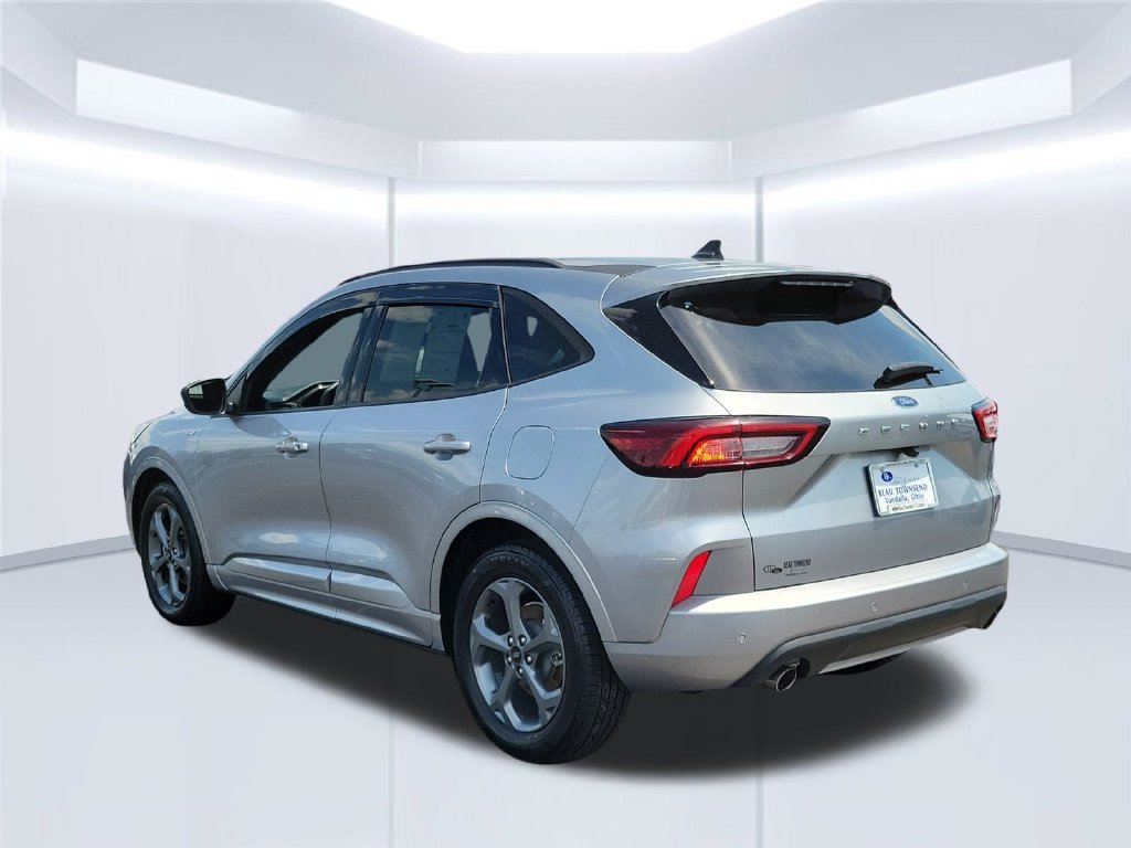 Certified 2023 Ford Escape ST-Line w/ Tech Pack #1 FWD image 7