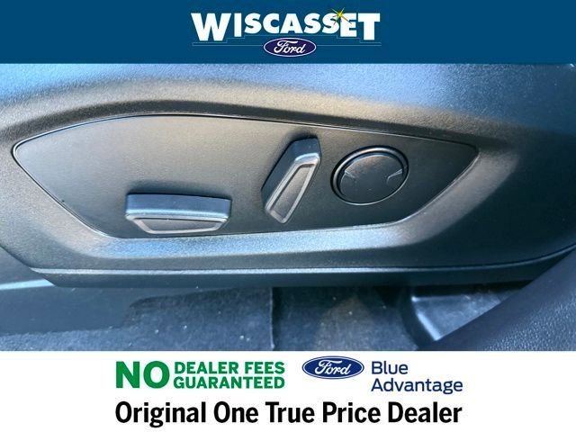 Certified 2022 Ford Explorer XLT w/ Equipment Group 202A image 31