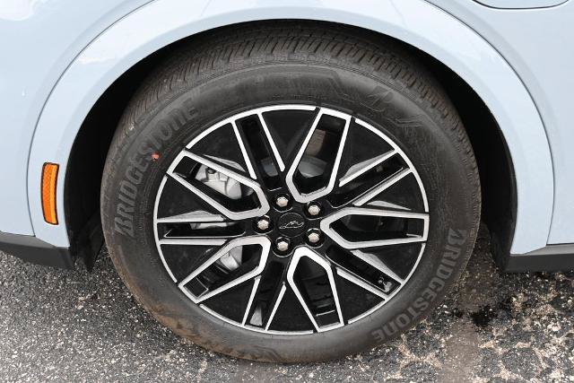 Certified 2025 Ford Mustang Mach-E Premium AWD/4WD image 17