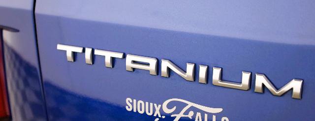 Certified 2022 Ford Escape Titanium w/ Class II Trailer Tow Package AWD/4WD image 36