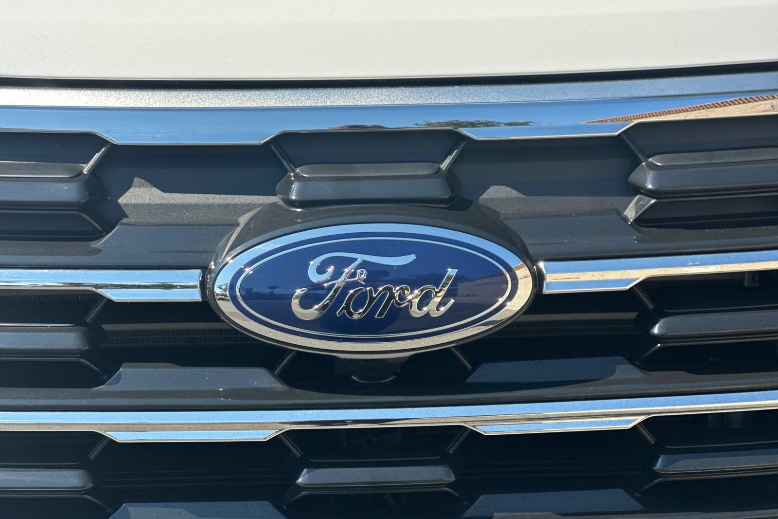Certified 2025 Ford Explorer Active RWD image 49