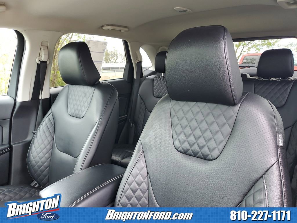 Certified 2023 Ford Edge Titanium w/ Equipment Group 301A AWD/4WD image 11