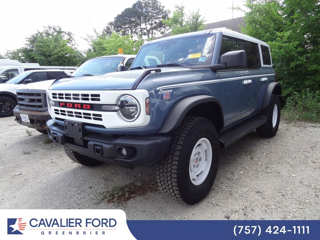 Certified 2025 Ford Bronco Heritage Edition AWD/4WD image 3