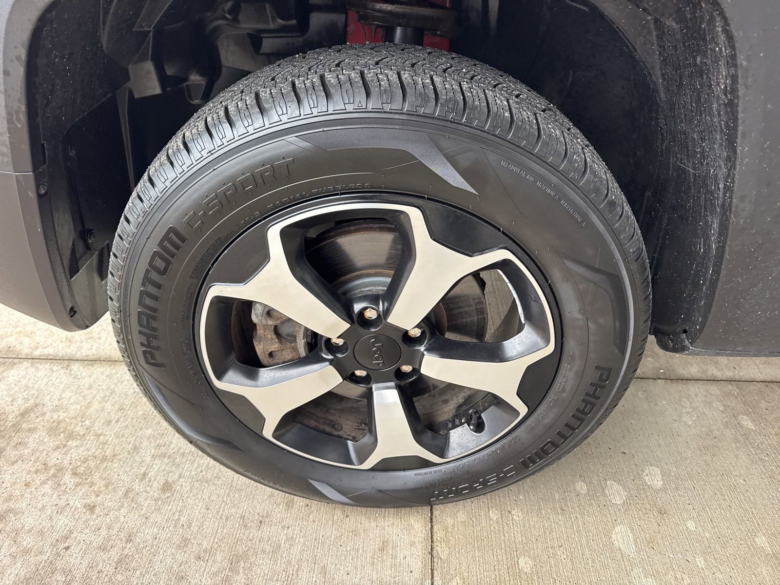 Used 2019 Jeep Renegade Trailhawk image 20