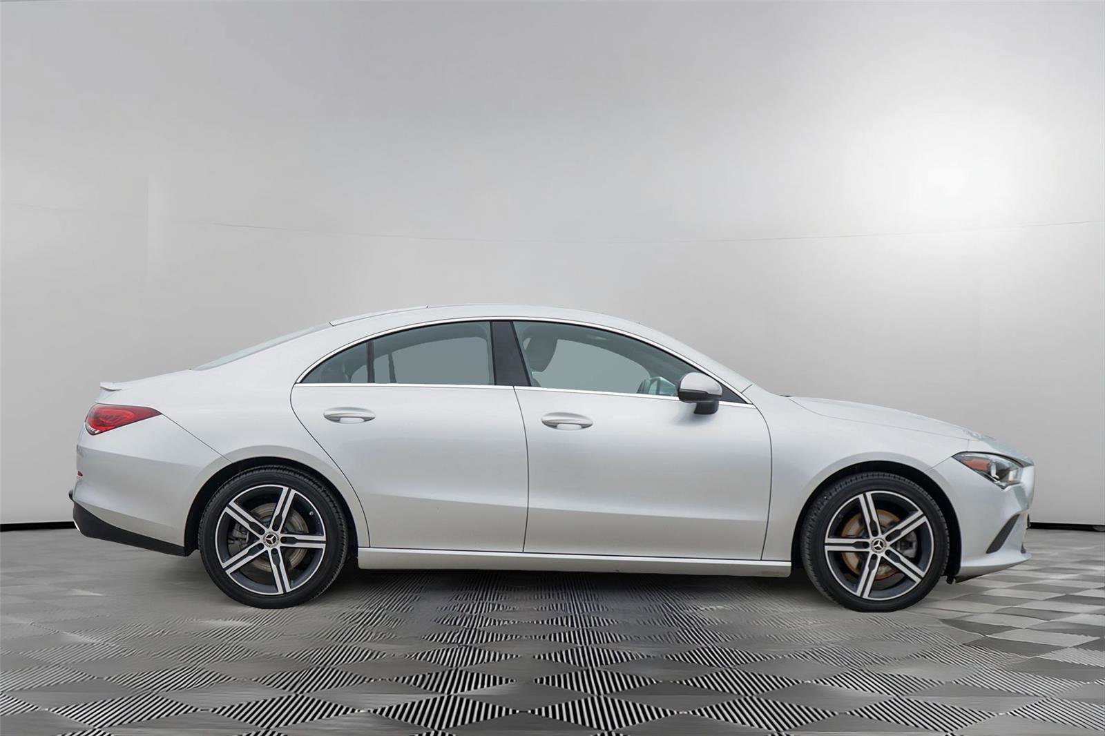 Used 2021 Mercedes-Benz CLA 250 4MATIC image 4