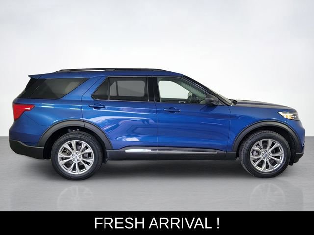 Certified 2023 Ford Explorer XLT w/ Equipment Group 202A AWD/4WD image 6