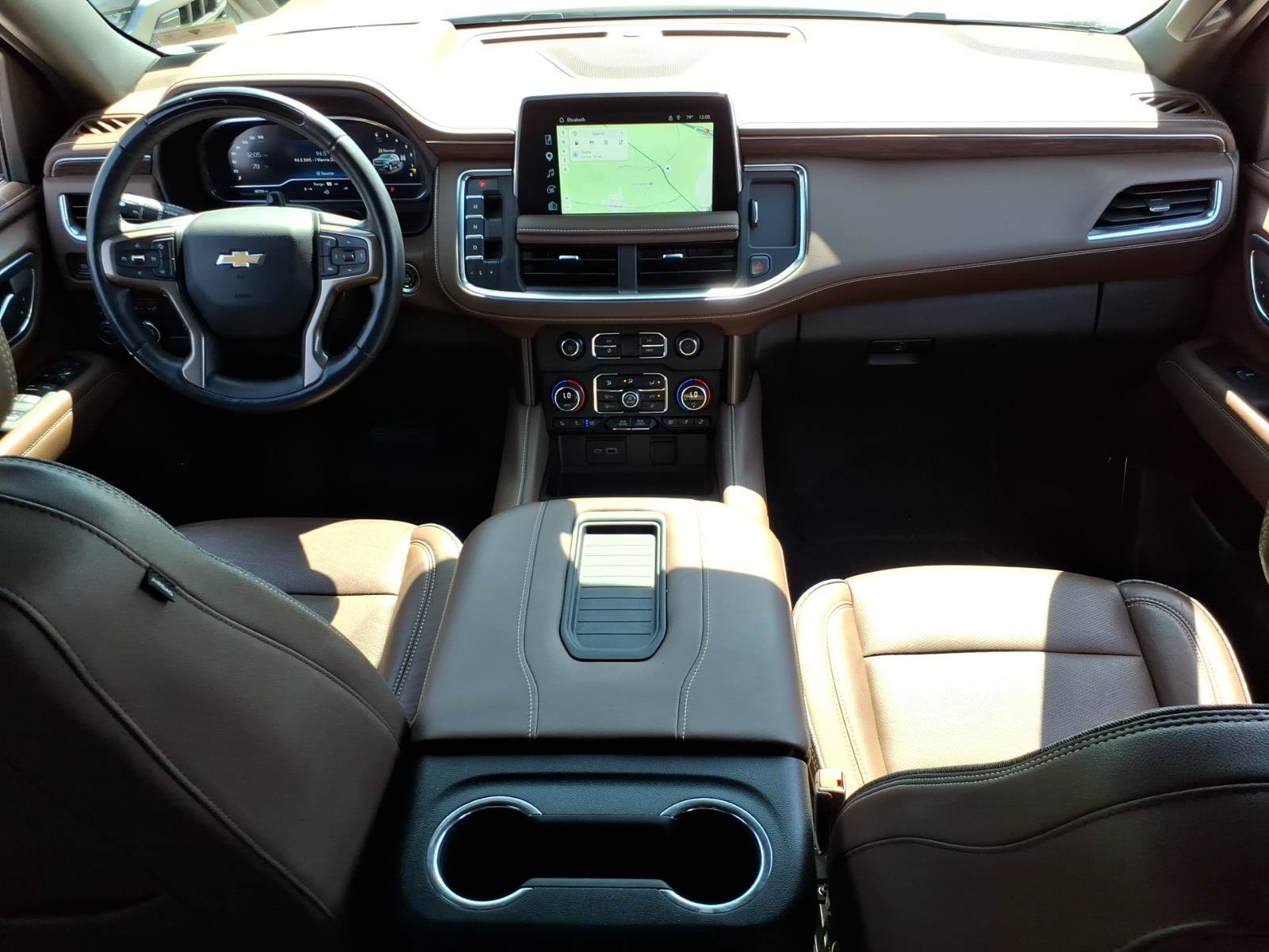 Used 2023 Chevrolet Suburban High Country w/ Advanced Technology Package AWD/4WD image 14