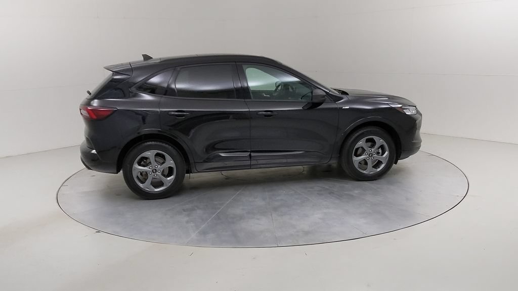 Certified 2024 Ford Escape ST-Line w/ Tech Pack #1 AWD/4WD image 13