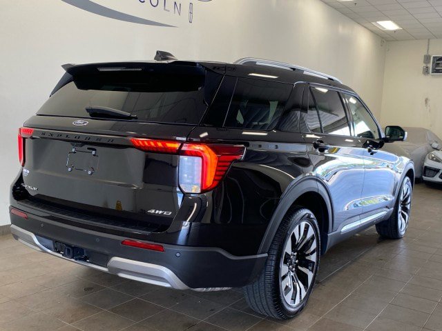 Certified 2025 Ford Explorer Platinum w/ LUX Leather Package AWD/4WD image 8