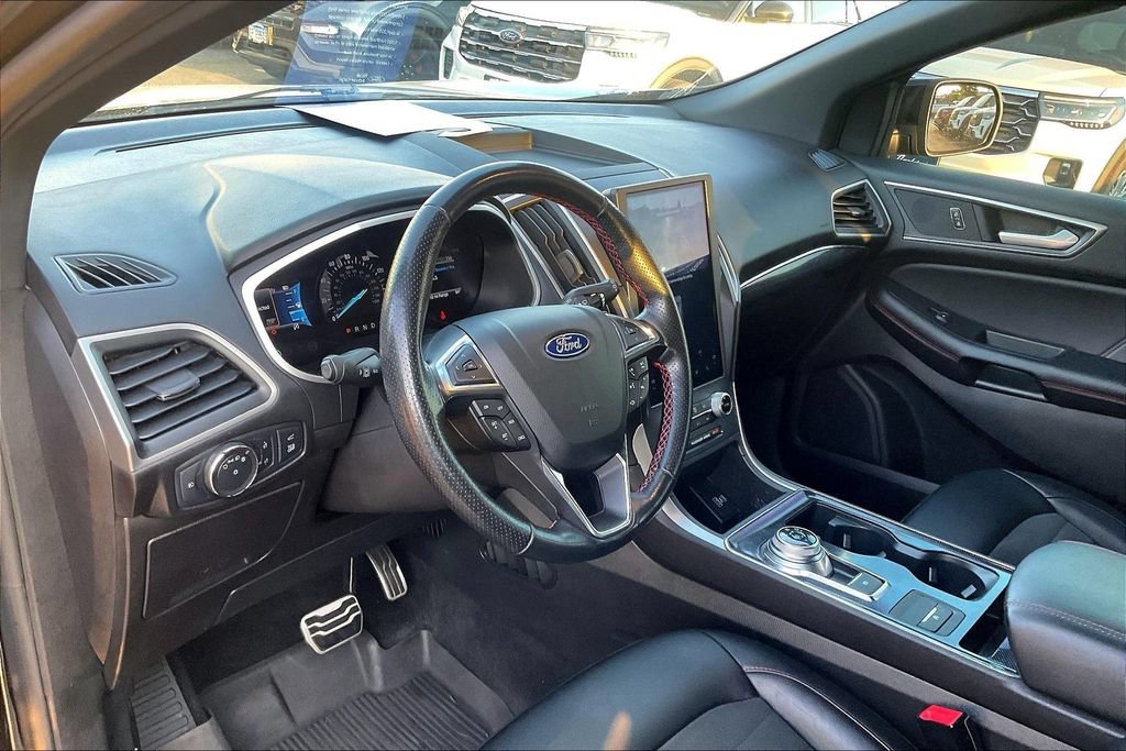 Certified 2021 Ford Edge ST-Line w/ Class II Trailer Tow Package AWD/4WD image 13