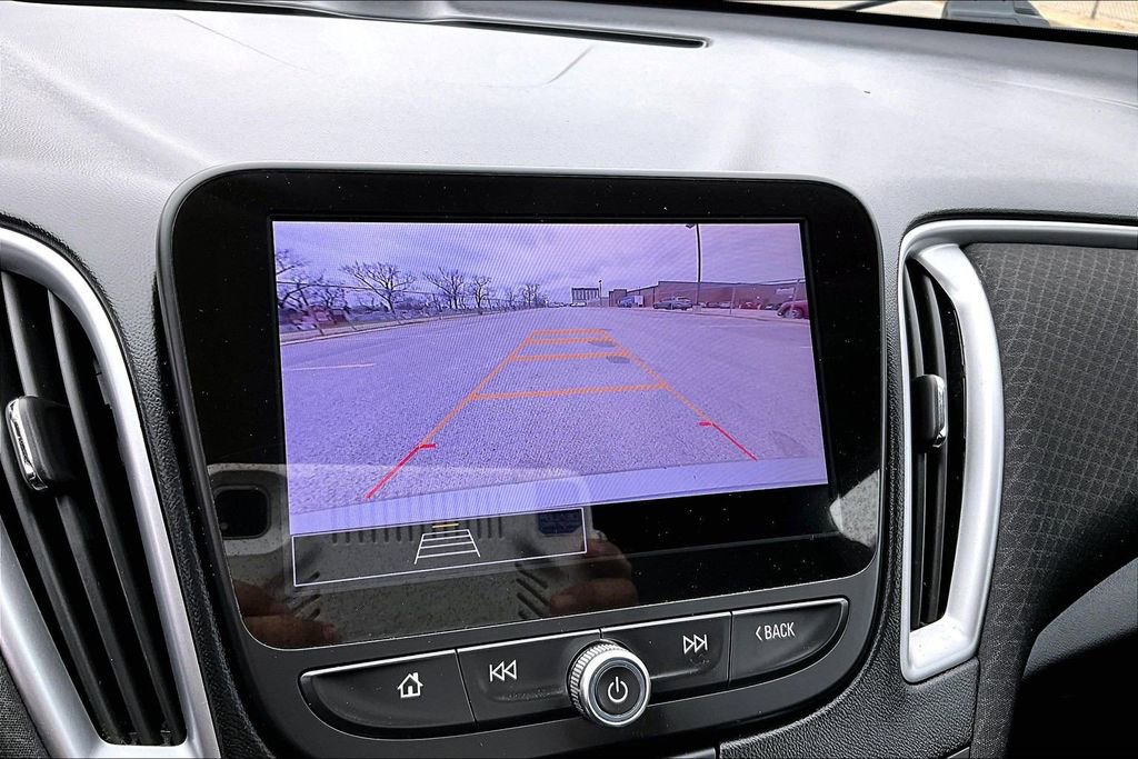 Used 2023 Chevrolet Malibu LT FWD image 20