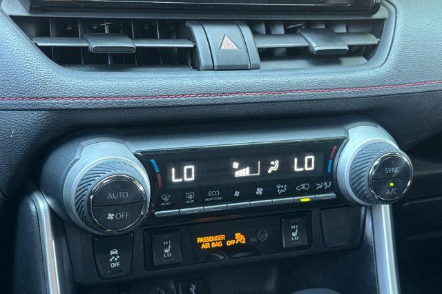 Used 2021 Toyota RAV4 SE w/ Weather & Moonroof Package AWD/4WD image 16