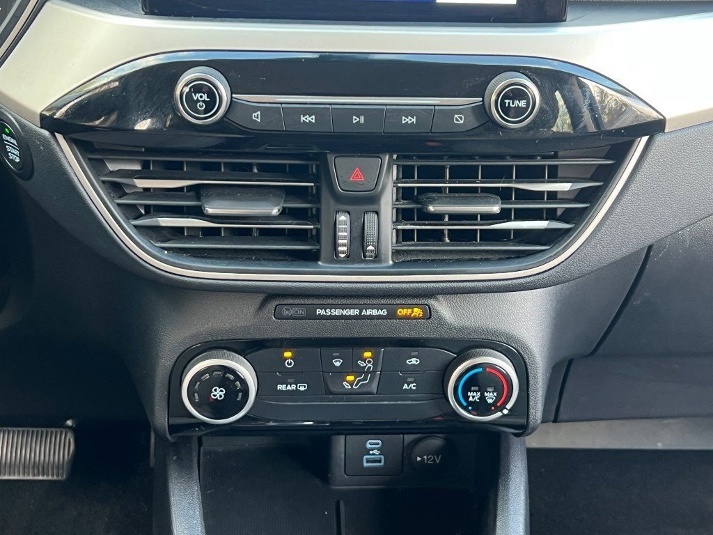 Certified 2022 Ford Escape SE image 21