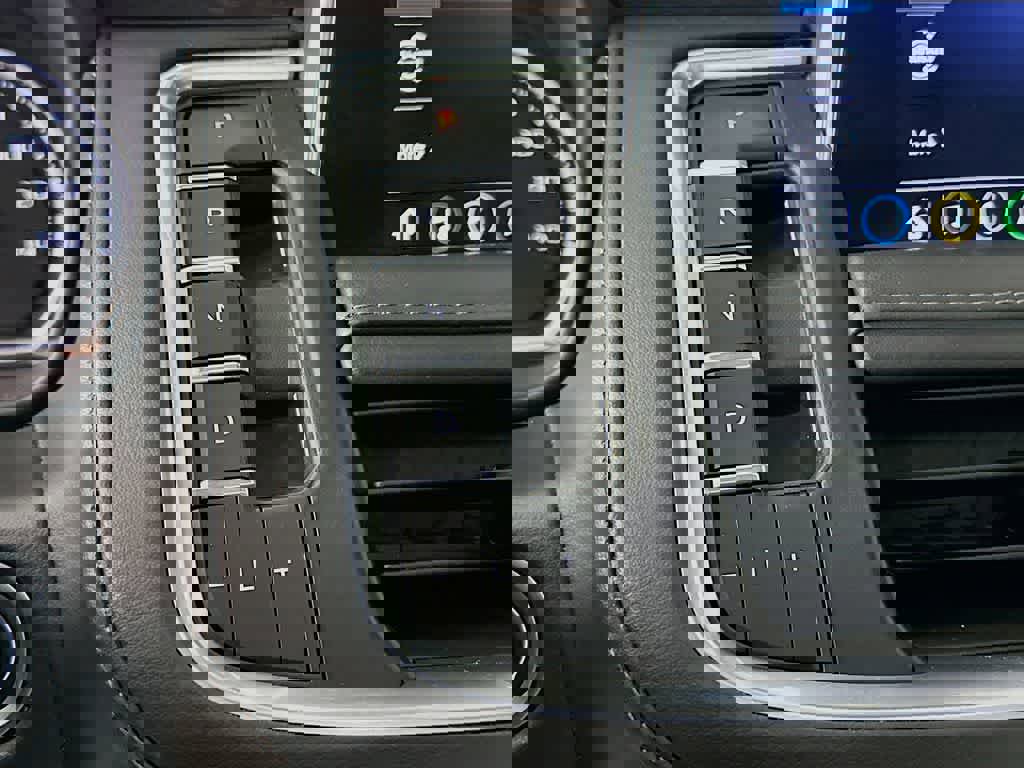 Used 2021 Chevrolet Suburban High Country image 22