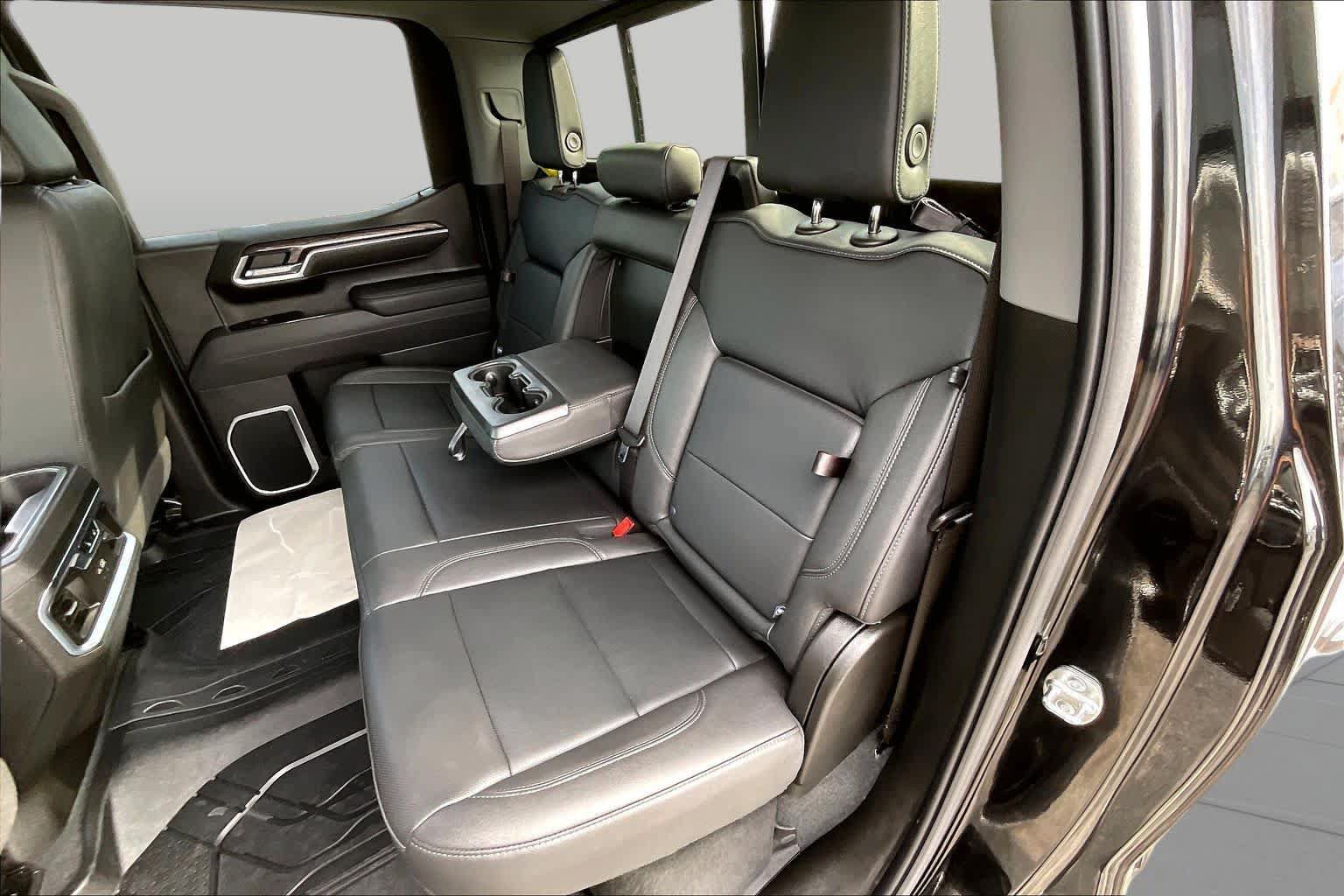 Used 2025 Chevrolet Silverado 1500 LTZ w/ LTZ Premium Texas Edition RWD image 19