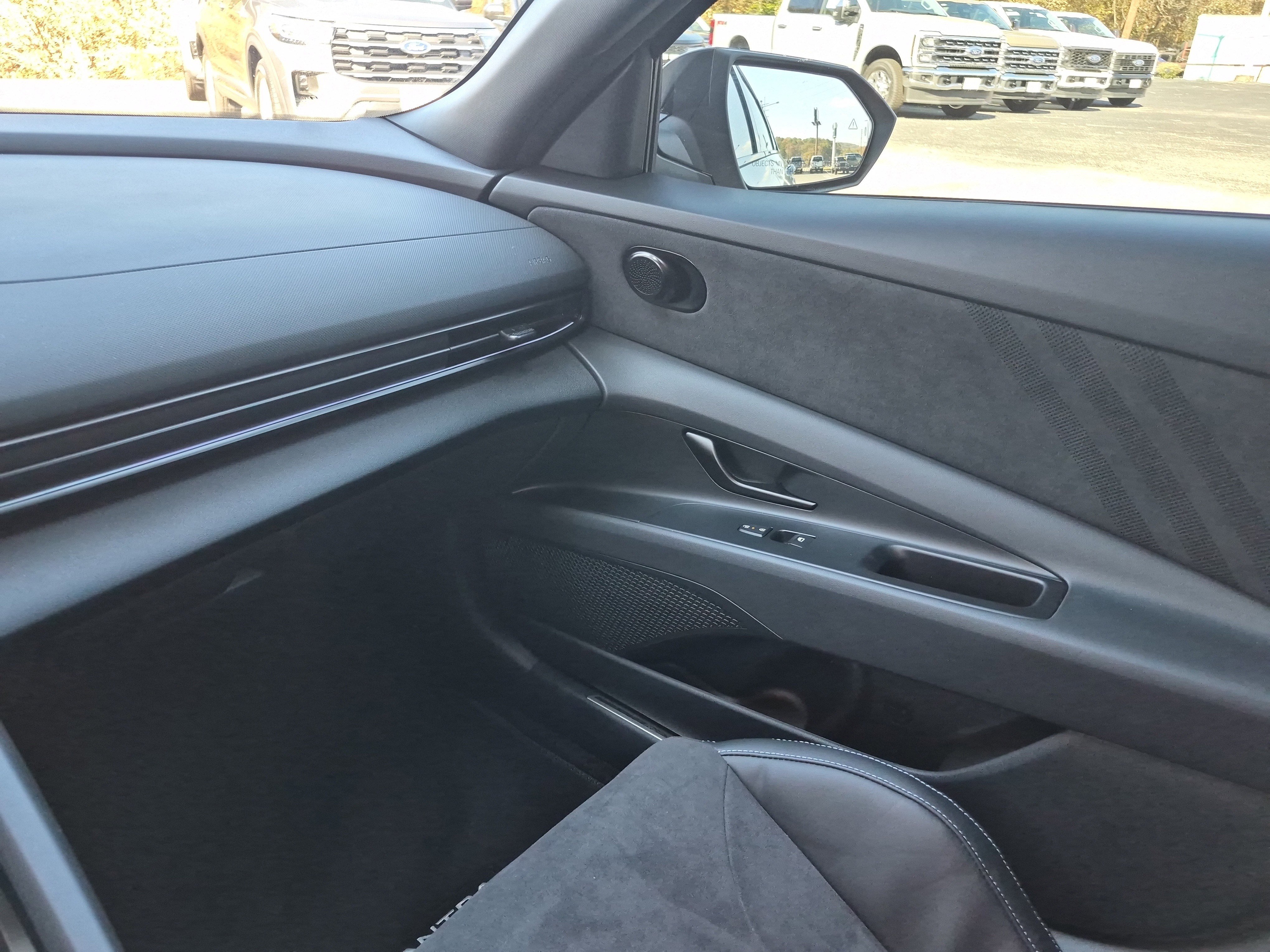 Used 2025 Hyundai Elantra N image 20