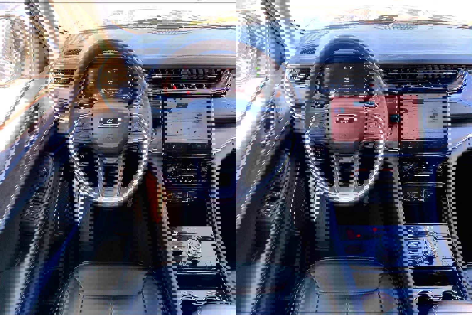 Used 2023 Jeep Grand Cherokee 4WD 4xe image 7