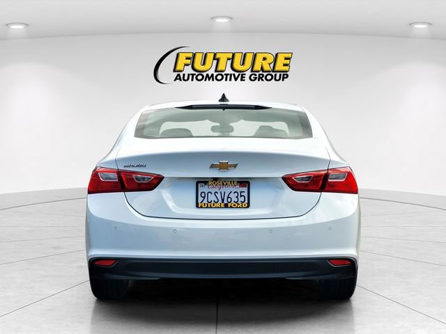 Used 2022 Chevrolet Malibu LS w/ Driver Confidence Package image 4