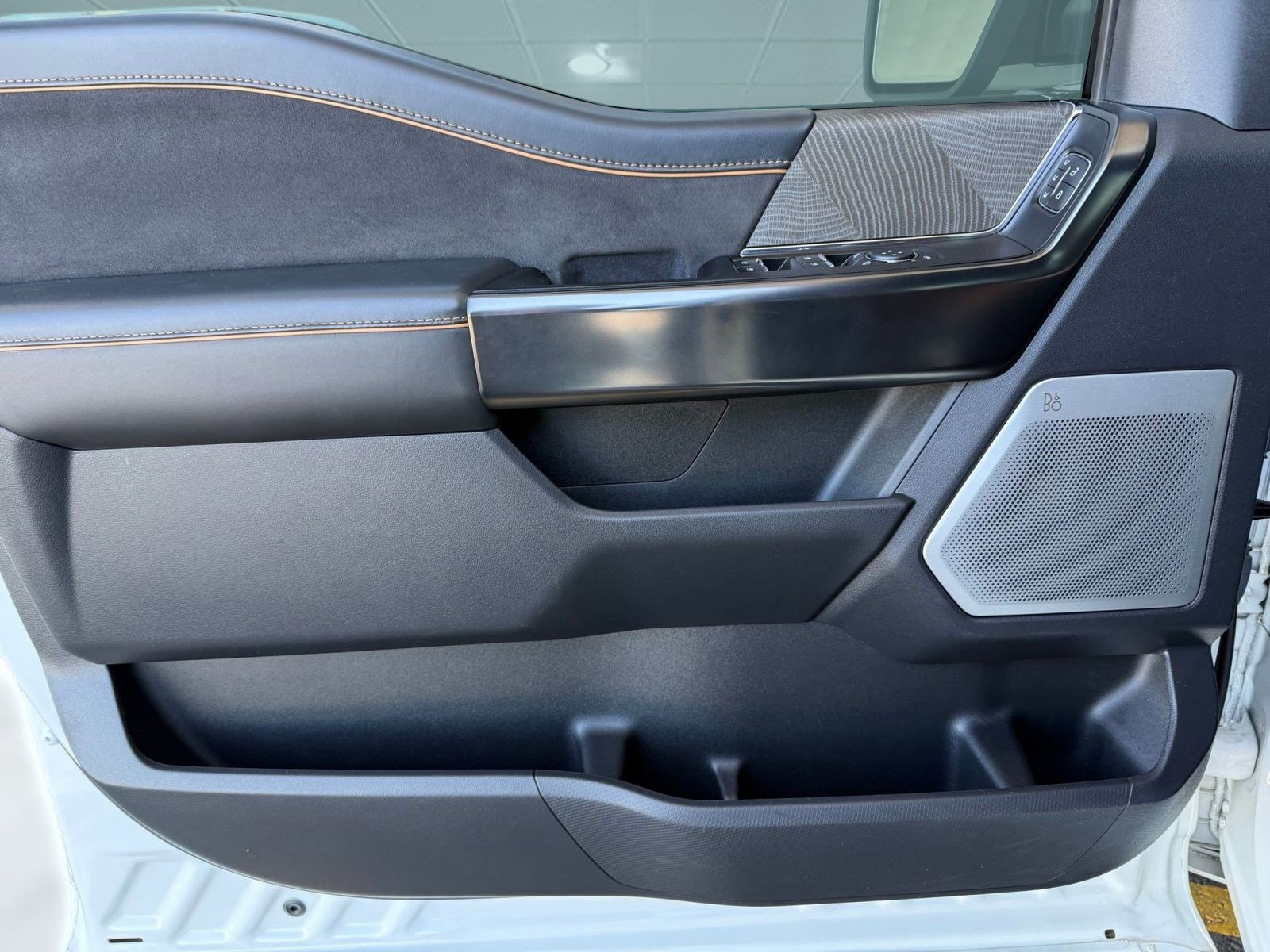 Certified 2023 Ford F150 Platinum w/ Equipment Group 701A High AWD/4WD image 24