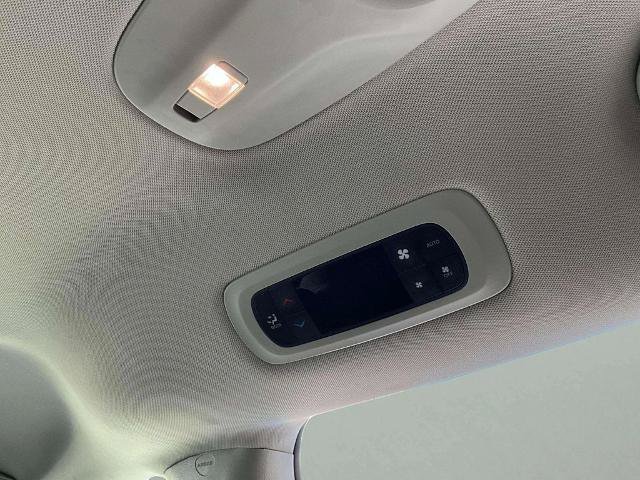 Used 2024 Chrysler Pacifica Limited FWD image 27