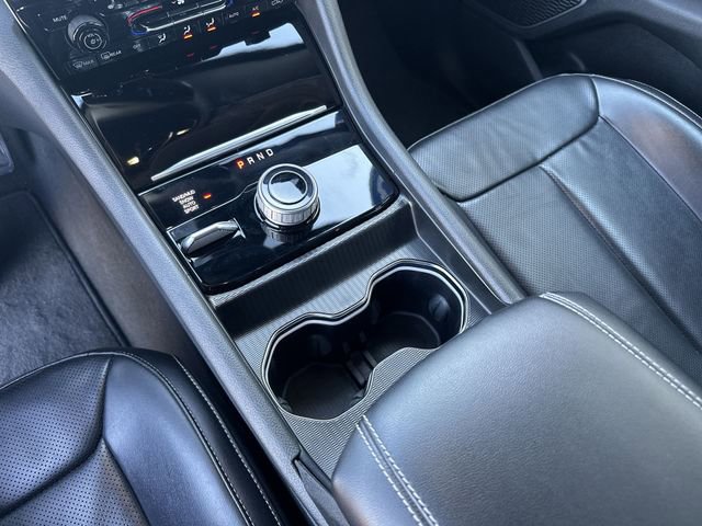 Used 2023 Jeep Grand Cherokee Limited w/ Luxury Tech Group II image 22