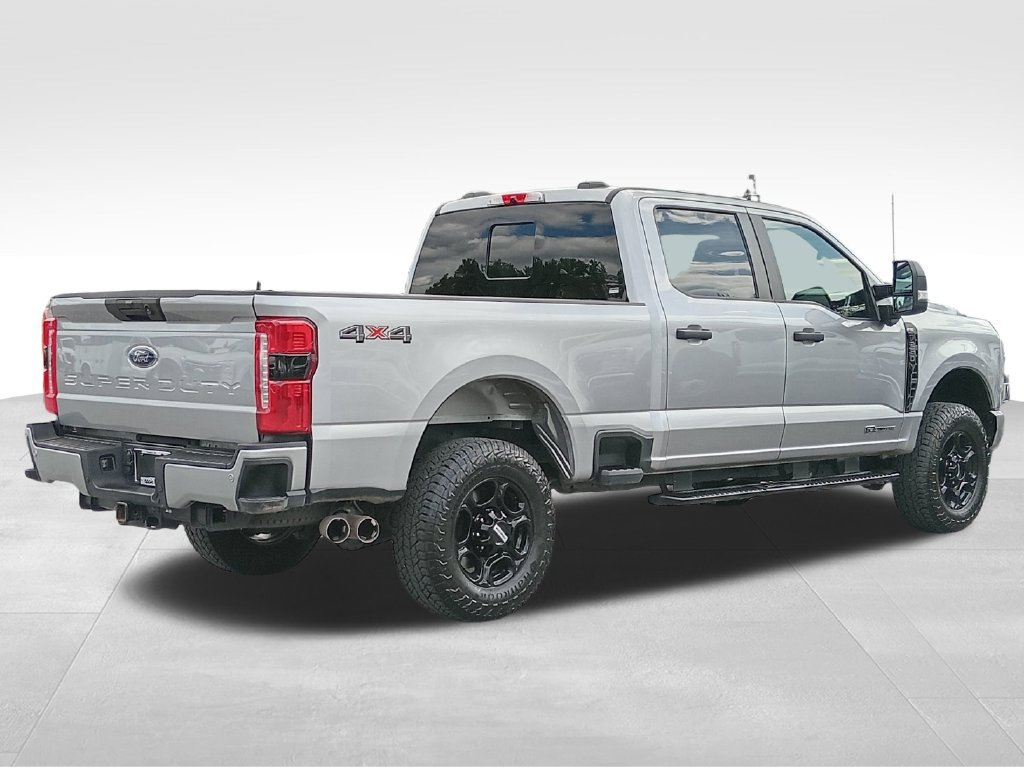 Certified 2024 Ford F250 XL w/ STX Appearance Package AWD/4WD image 3
