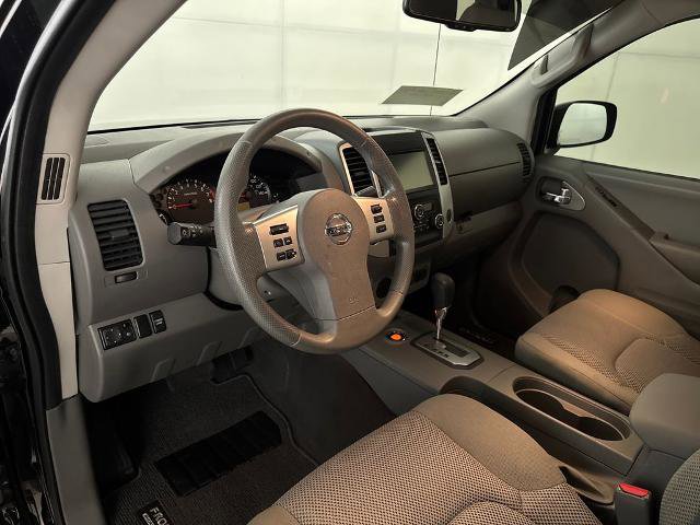 Used 2021 Nissan Frontier SV w/ Midnight Edition Floor Mats RWD image 6