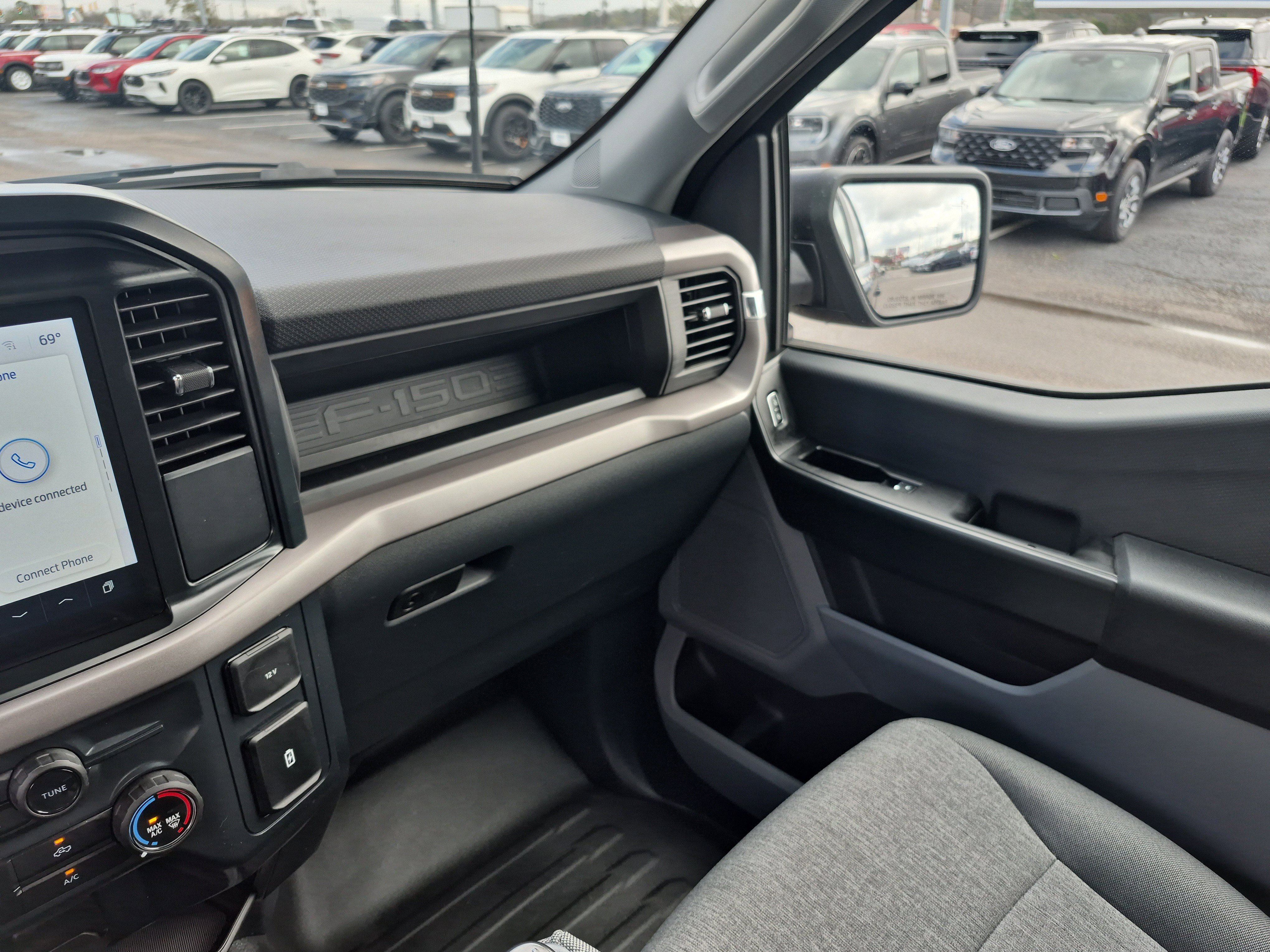 Certified 2025 Ford F150 XL w/ Equipment Group 103A High image 18