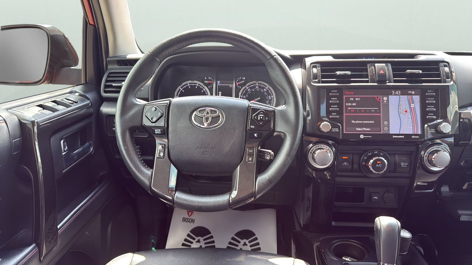 Used 2021 Toyota 4Runner Venture w/ Moonroof Package AWD/4WD image 13