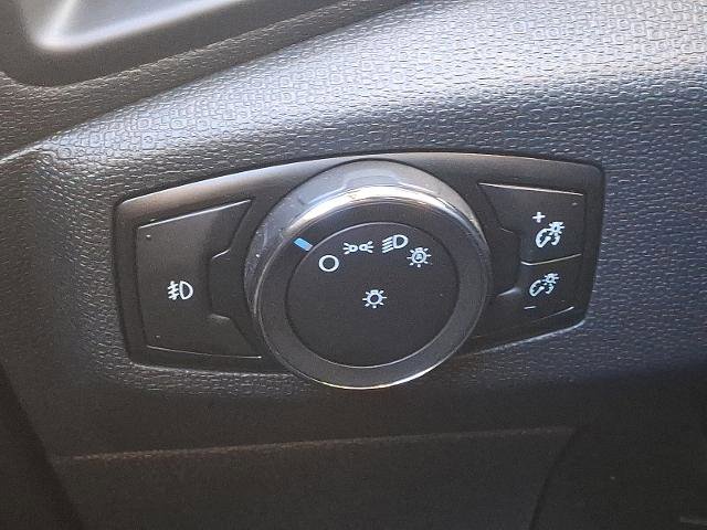 Certified 2021 Ford EcoSport SE w/ SE Appearance Package image 25