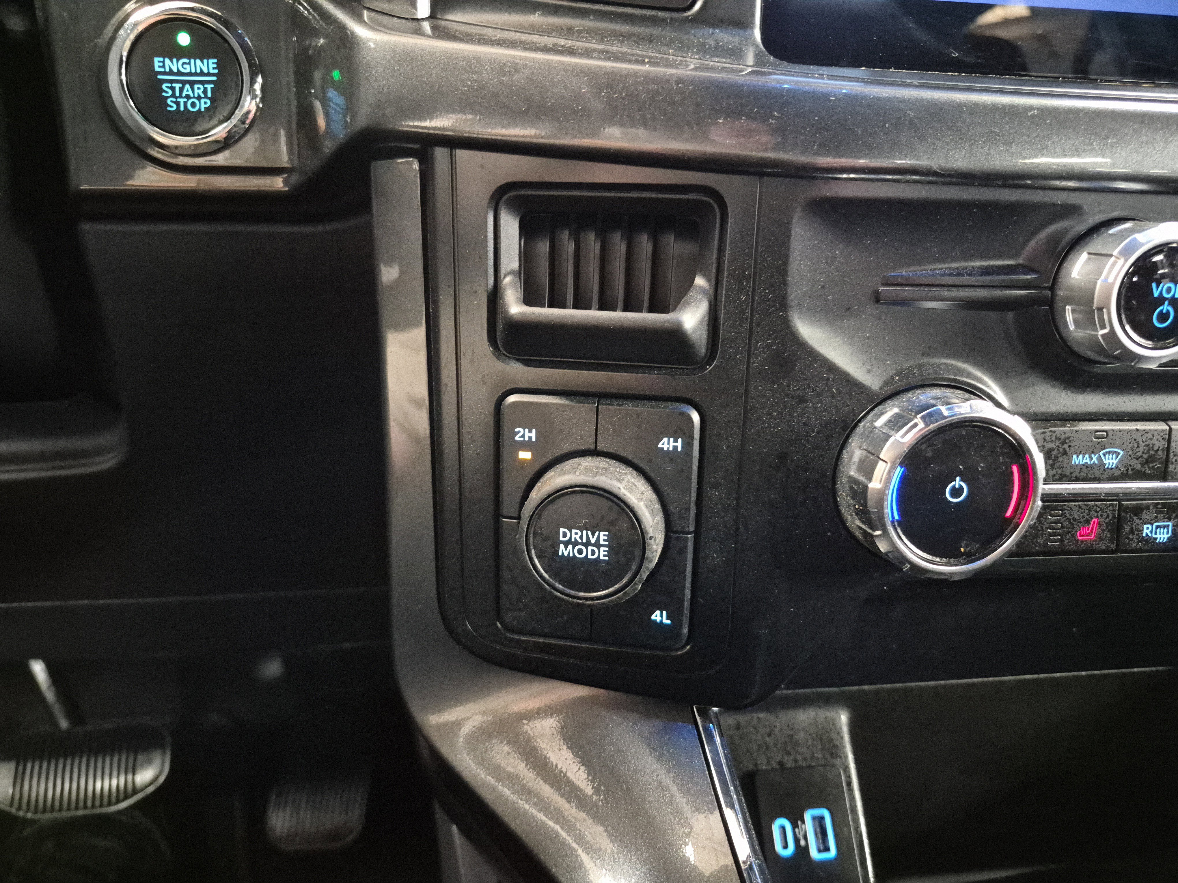 Certified 2023 Ford F150 XLT w/ Equipment Group 302A High AWD/4WD image 33