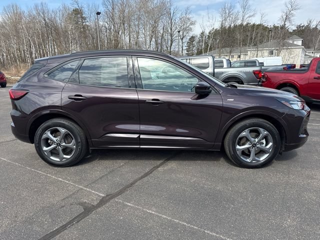 Certified 2023 Ford Escape ST-Line Select w/ Tech Pack #2 AWD/4WD image 10