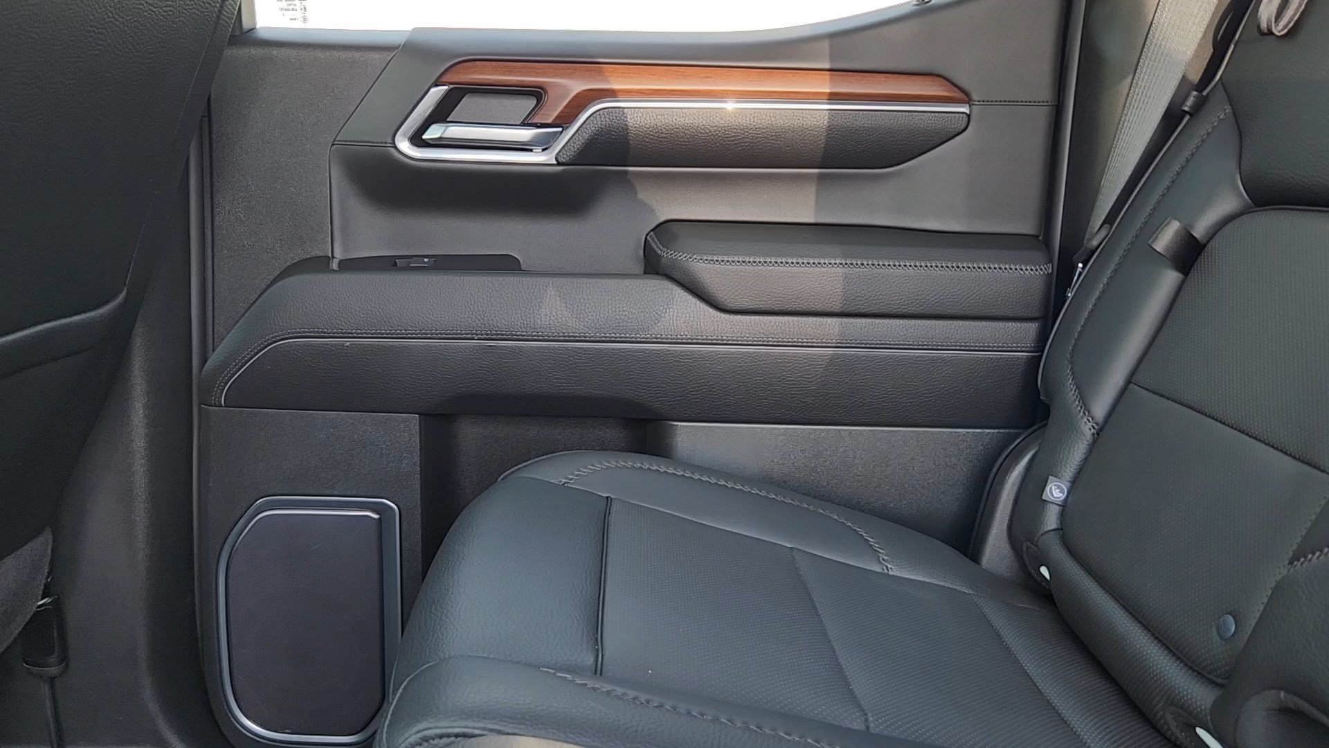 Used 2023 GMC Sierra 1500 Denali AWD/4WD image 17