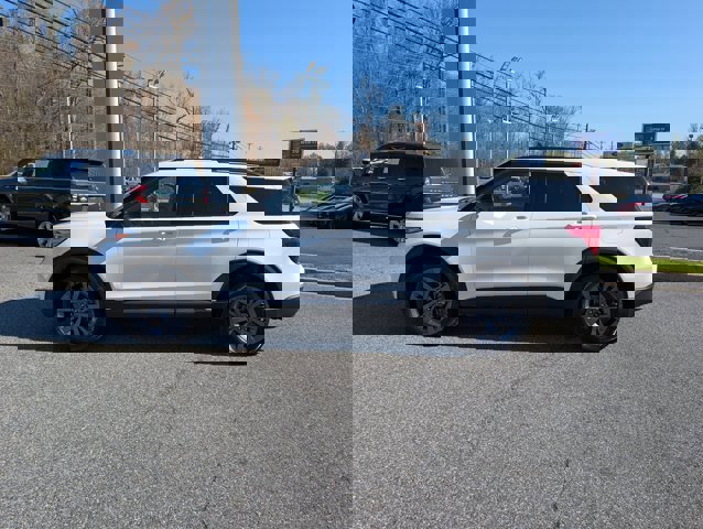 Certified 2023 Ford Explorer XLT w/ Equipment Group 202A image 2