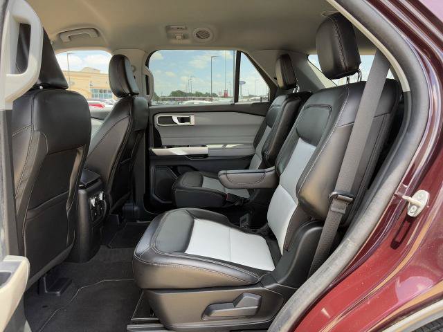 Certified 2023 Ford Explorer XLT w/ Equipment Group 202A RWD image 27
